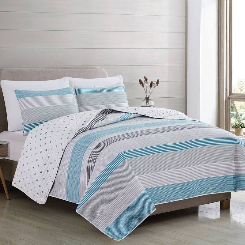 Premium Striped Microfiber Quilt Set With Shams