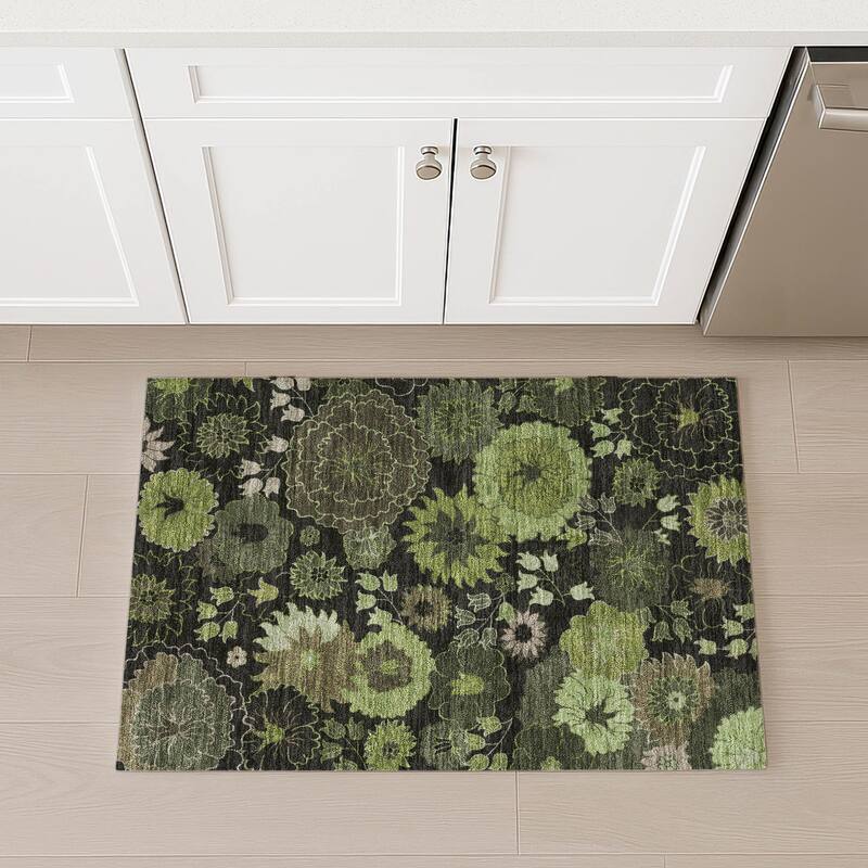 Machine Washable Indoor/ Outdoor Modern Floral Chantille Rug