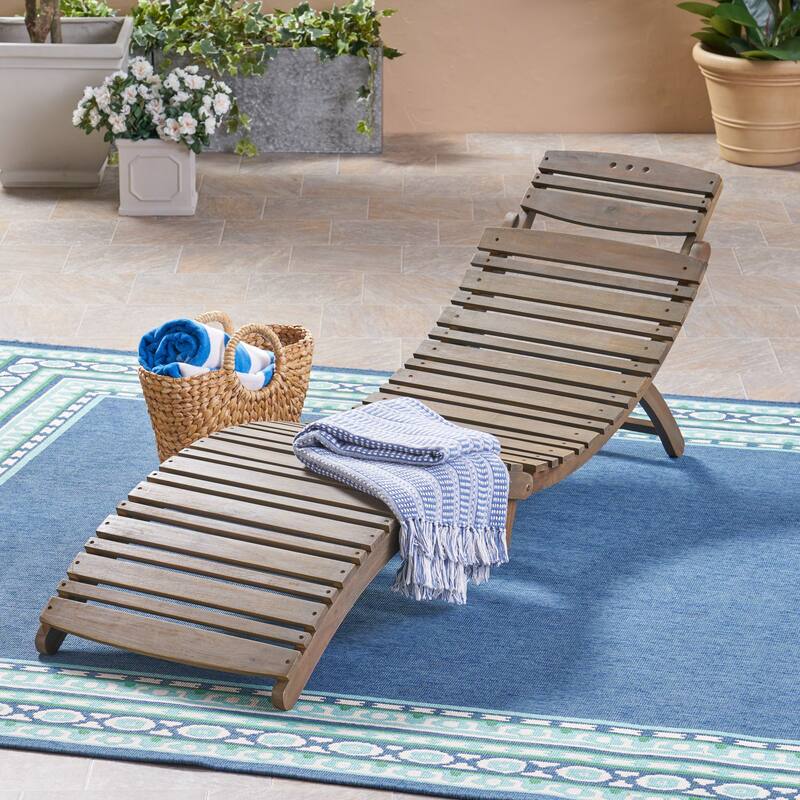 lounge chair