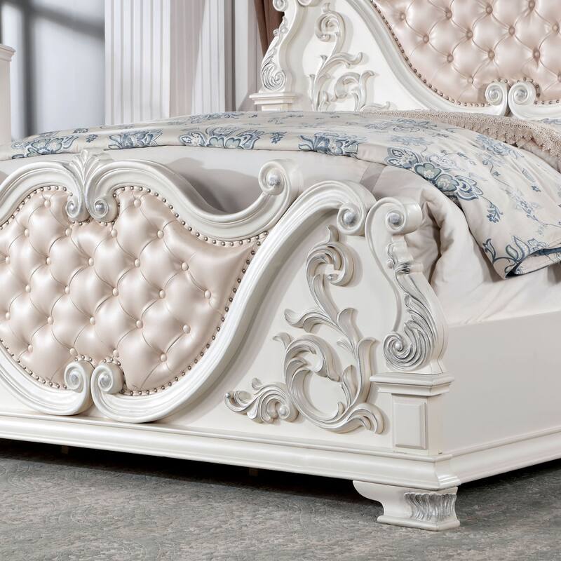 Furniture of America Wrea Traditional 5-Piece White Faux Leather Button Tufted Panel Bedroom Set
