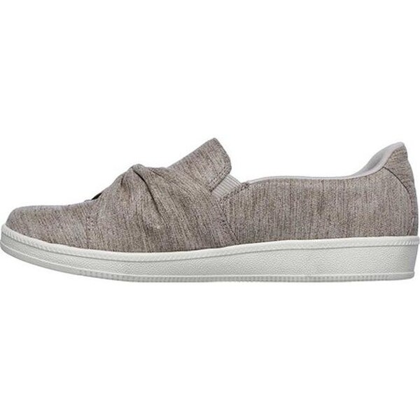 Mytown skechers deals