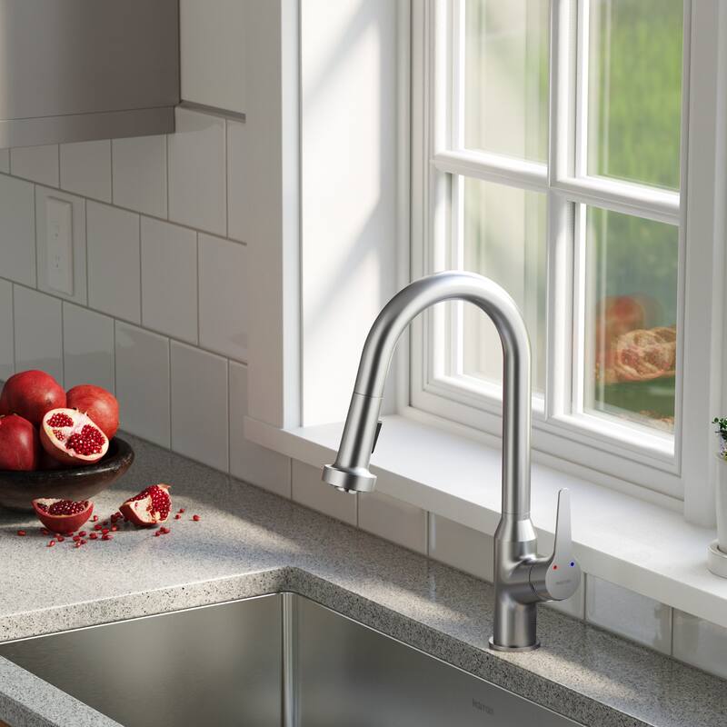 Karran Scottsdale Single-Handle Pull-Down Sprayer Kitchen Faucet