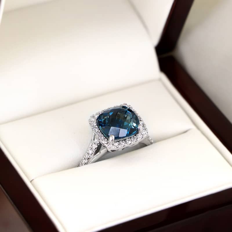 Auriya 2 3/4ct Cushion-cut London Blue Topaz and Halo Diamond Engagement Ring 1/2cttw 14k Gold