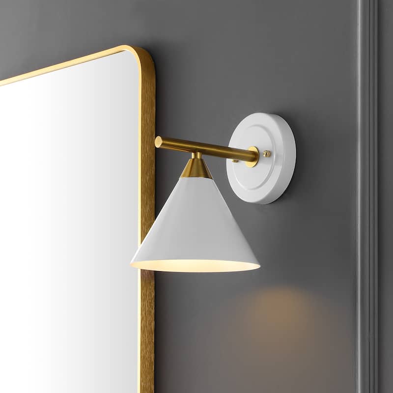 SAFAVIEH Lighting Gerrie 8-inch Metal Cone Wall Sconce with Bulbs (Set of 2) - 8 In. W x 7 In. D x 8.5 In. H - 8Wx7Dx9H