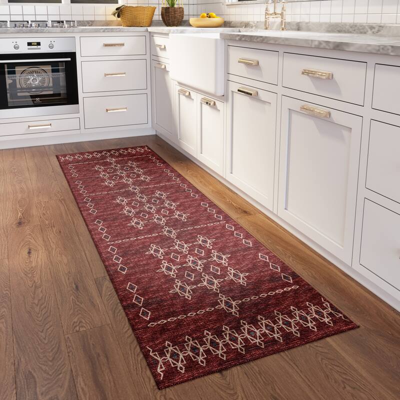 Indoor/ Outdoor Addison Yuma Southwest Motif Washable Area Rug - 2'3" x 7'6" - Canyon