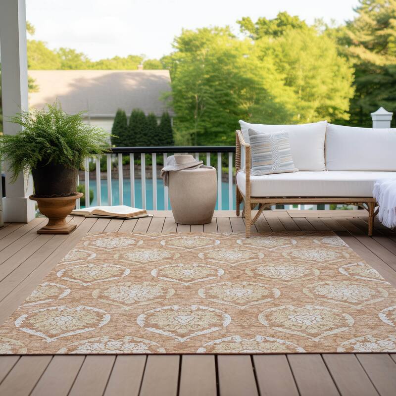 Machine Washable Indoor/ Outdoor Chantille Traditional Damask Rug