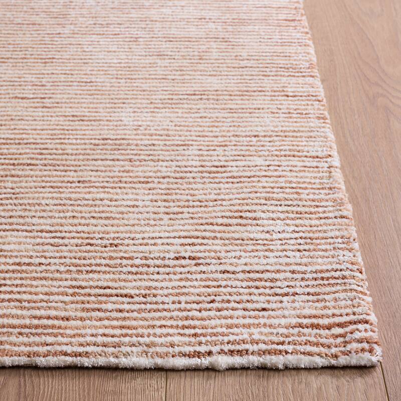 SAFAVIEH Handmade Soho Gorana Wool & Viscose Rug