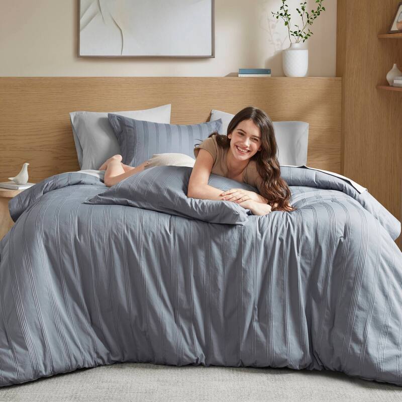 Chelsea Square Logan Woven Striped Comforter Set