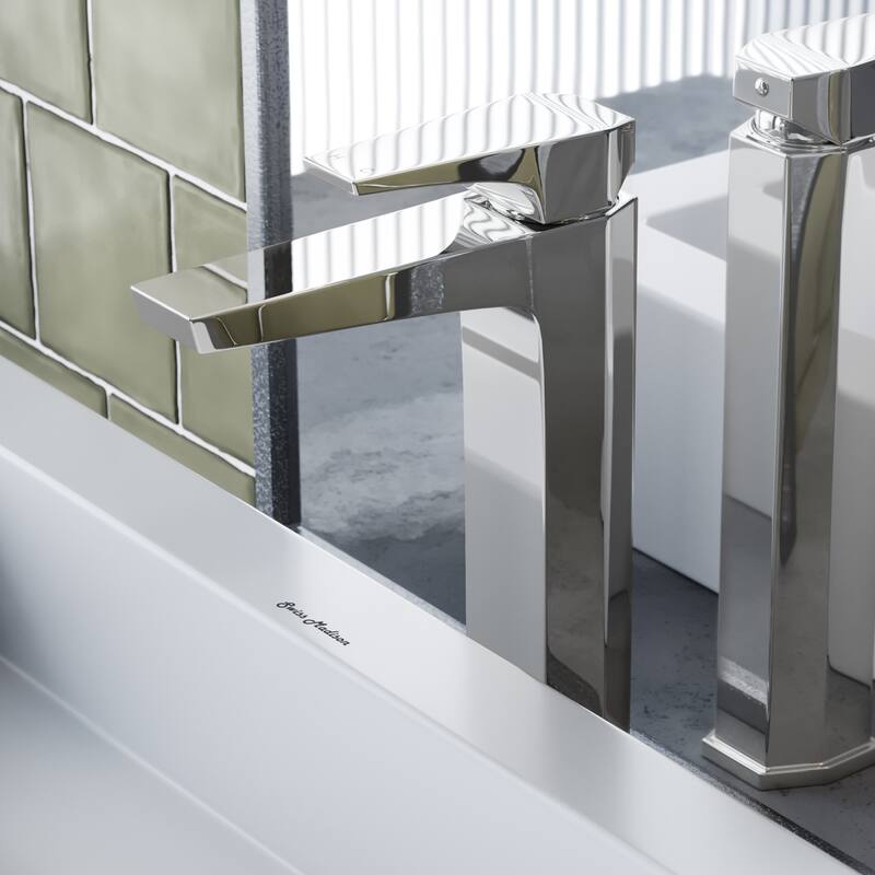 Swiss Madison SM-BF41 Voltaire 1.2 GPM Single Hole Bathroom Faucet - Chrome