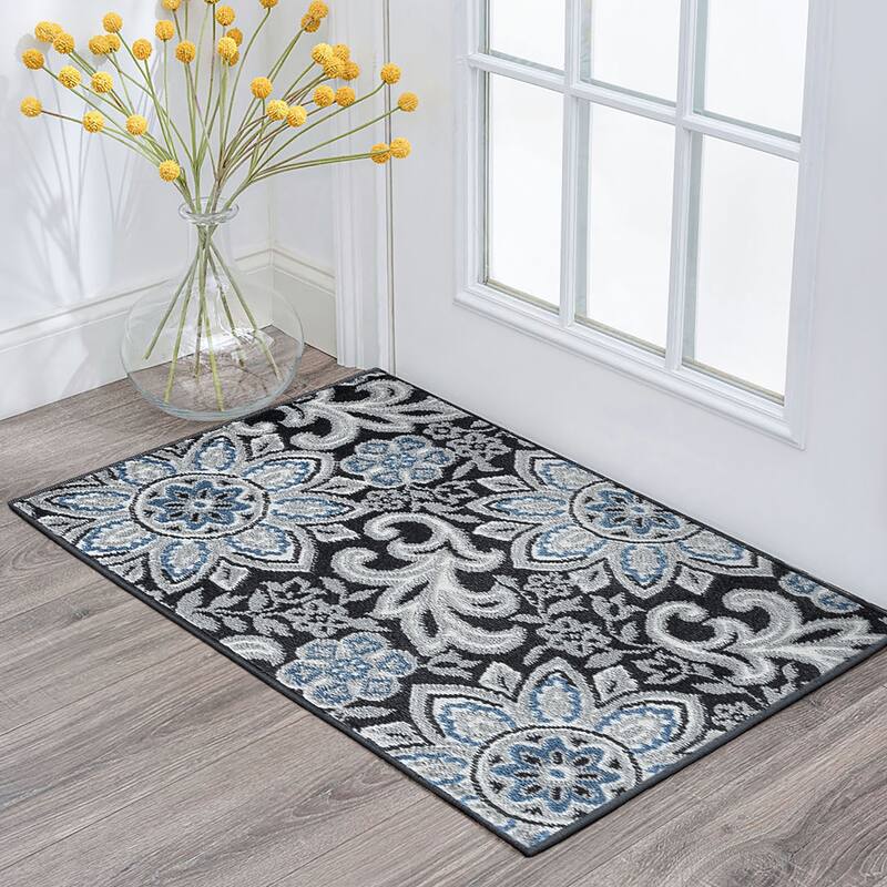 Wyman Bohemian & Eclectic Floral Indoor Area Rug