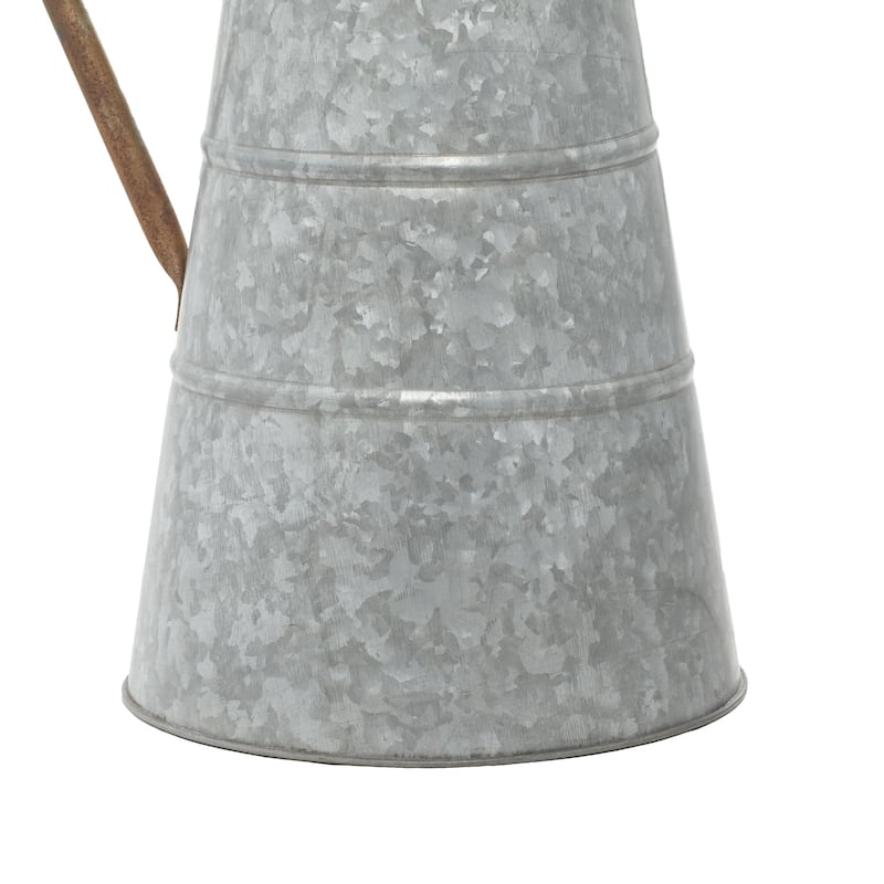Metal Planter - Roche River Decor