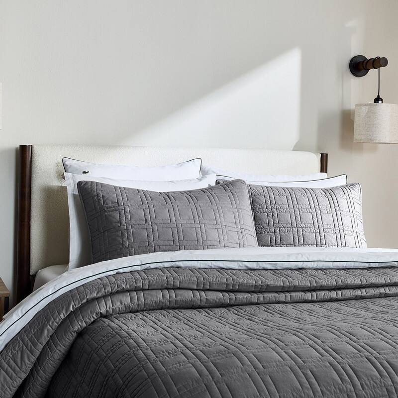 Lacoste Cotton Logo 3-Piece Quilt Set