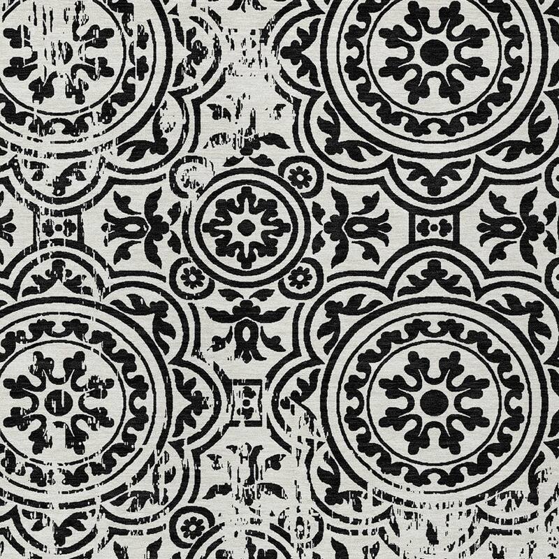 HomeRoots Medallion Transitional Rectangle Outdoor Rug