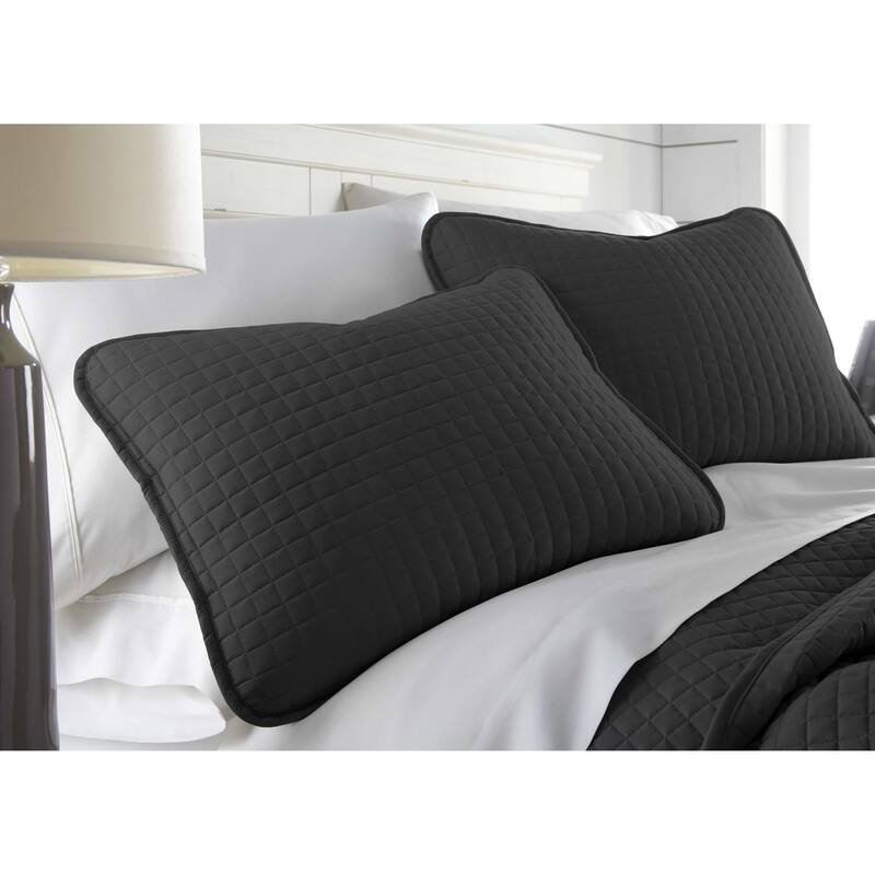 Oversized Solid 3-piece Quilt Set by Southshore Fine Linens