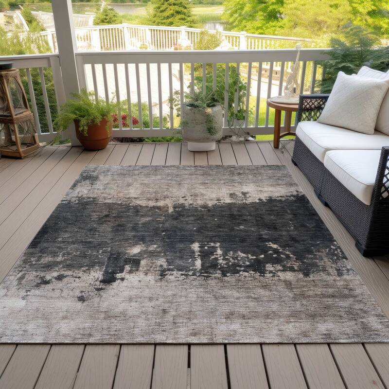 Machine Washable Indoor/ Outdoor Abstract Contemporary Chantille Rug