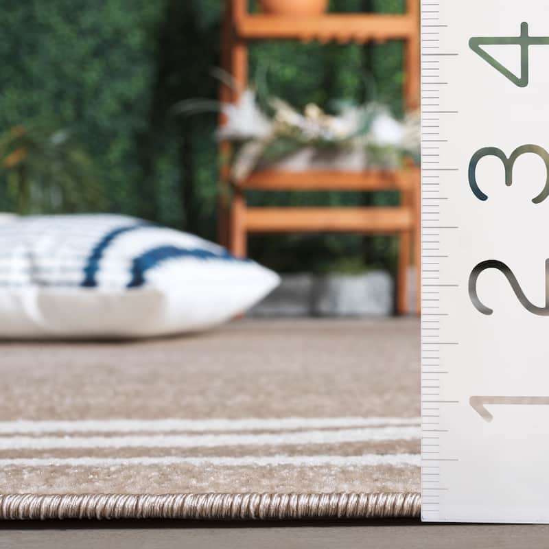 SAFAVIEH Cabana Pratima Indoor/Outdoor Waterproof Patio Backyard Rug