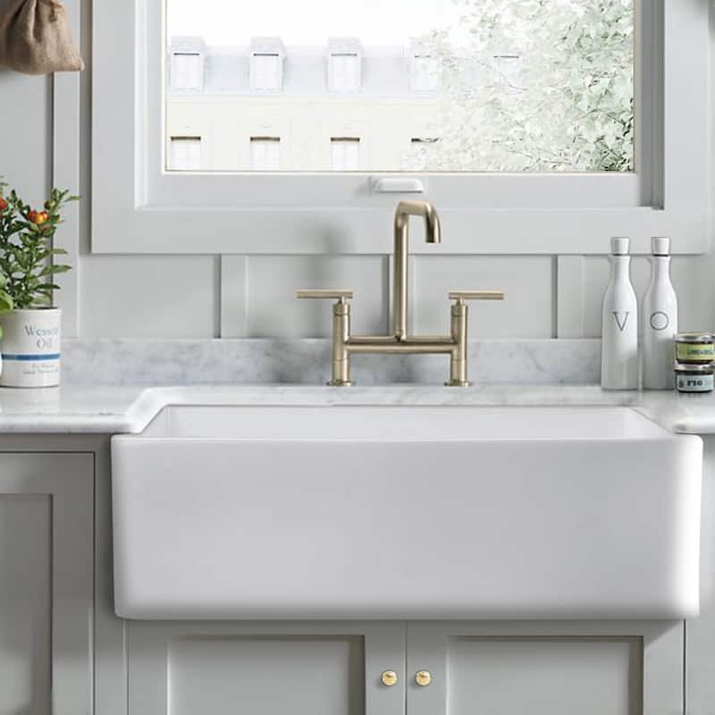 DORNBERG 33" x 20" Salena Farmhouse Kitchen Sink with Basket Strainer