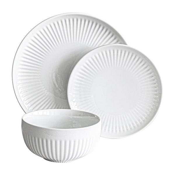 Over and Back White Porcelain 24pc Fluted Dinnerware Set - Bed