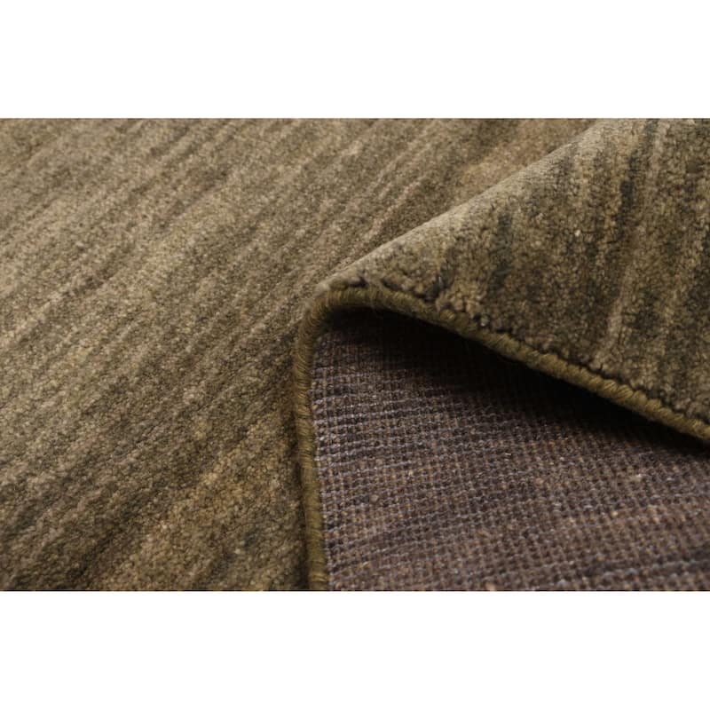 ECARPETGALLERY Hand-knotted Pak Finest Gabbeh Green Wool Rug - 4'0 x 5'11