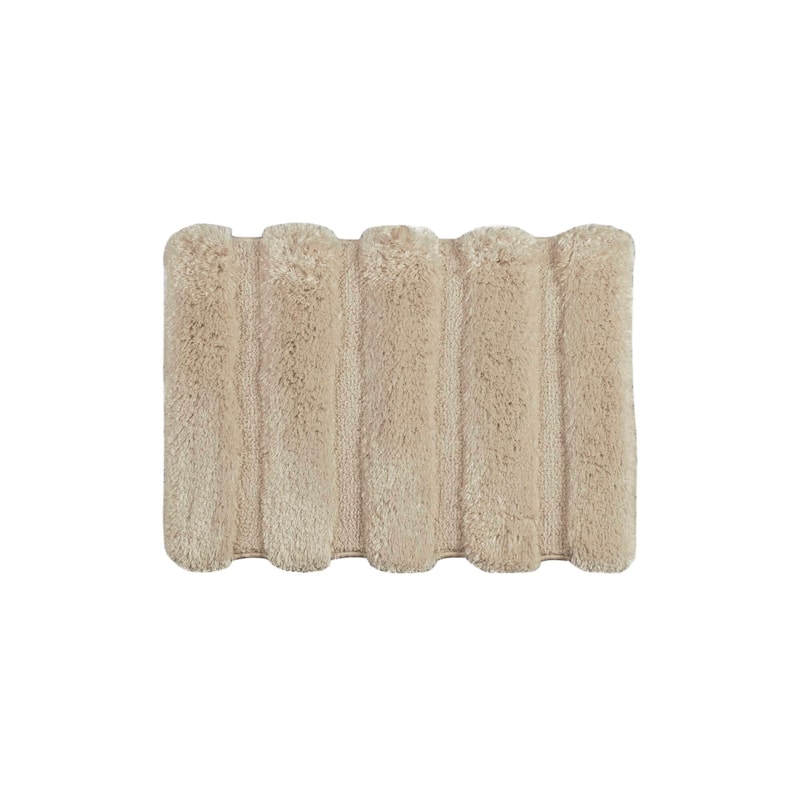 Madison Park Tufted Pearl Channel Solid Bath Rug