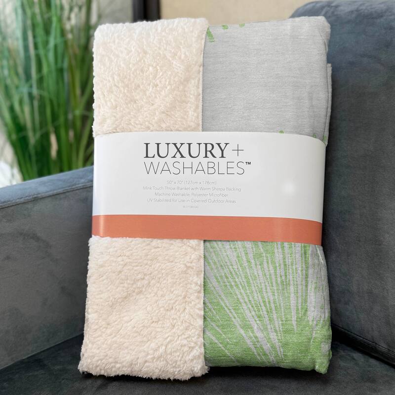 Premium Machine Washable Contemporary Burst Sherpa Throw Blanket