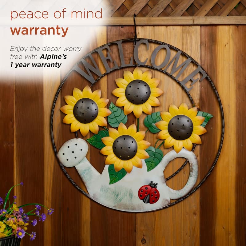 Large Round Sunflowers in Gardening Can Welcome Decor