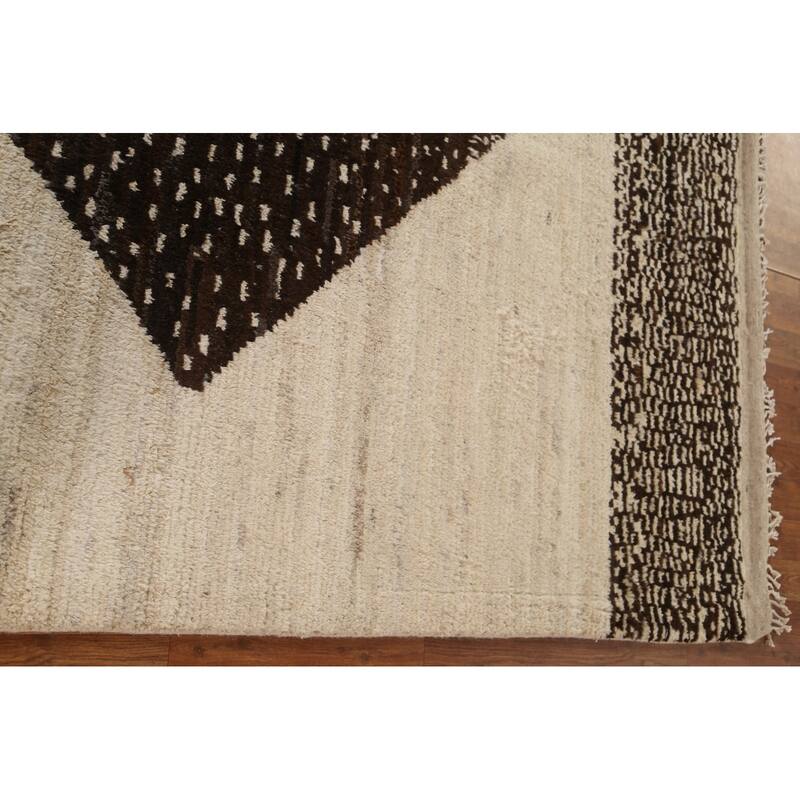 Hand Knotted Oriental 100% Wool Carpet Modern Tribal Beige & Ivories Moroccan Area Rug - 8' 1'' X 5' 8''