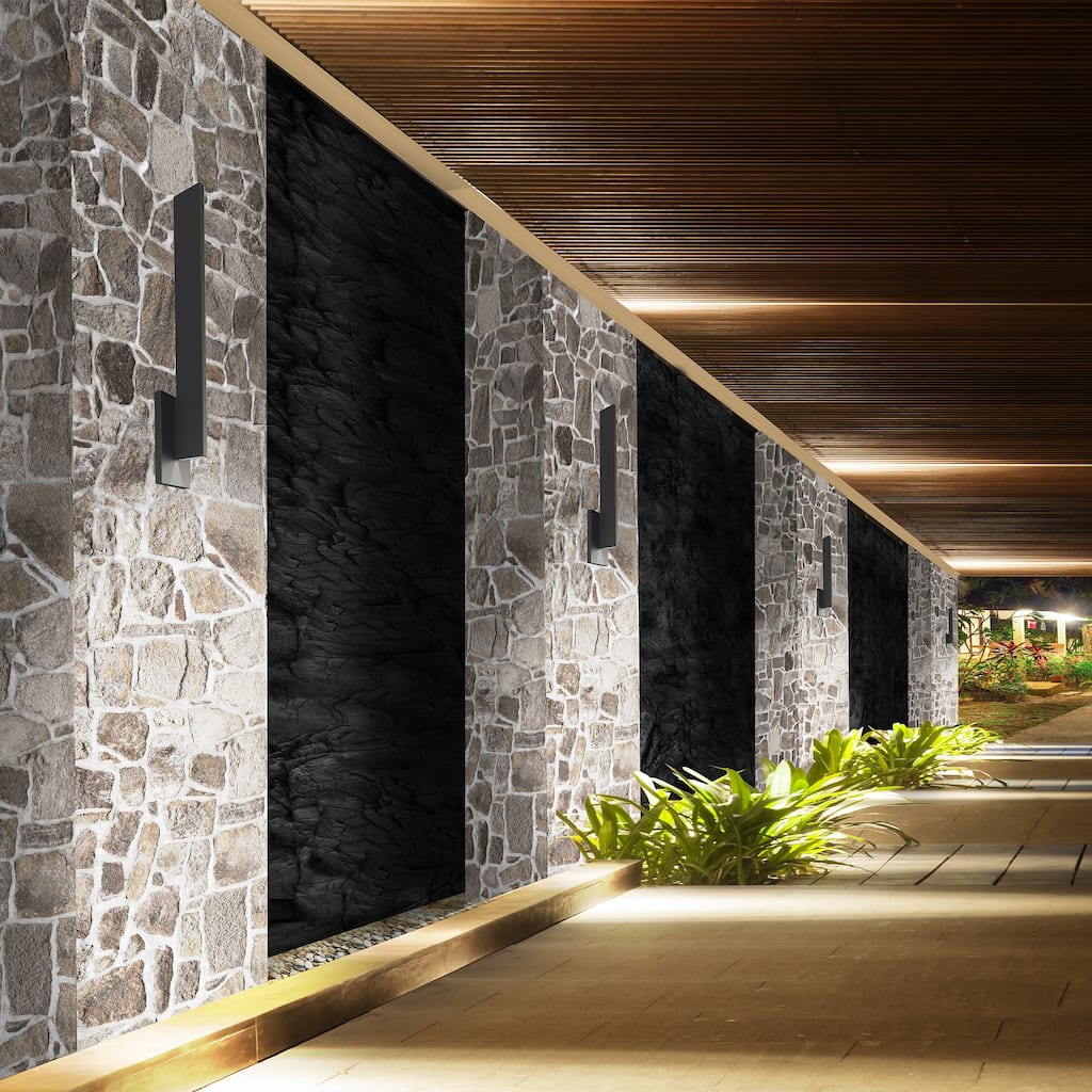 Mako 22in LED Indoor or Outdoor Wall Light 3-CCT 3000K-3500K-4000K Set to 3000K