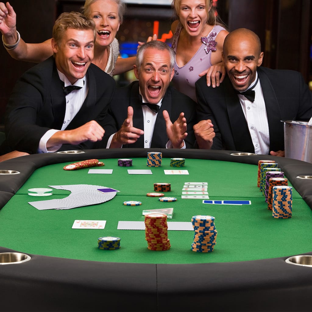 AVAWING 8 Players Foldable Game Poker Table with Cup Holder