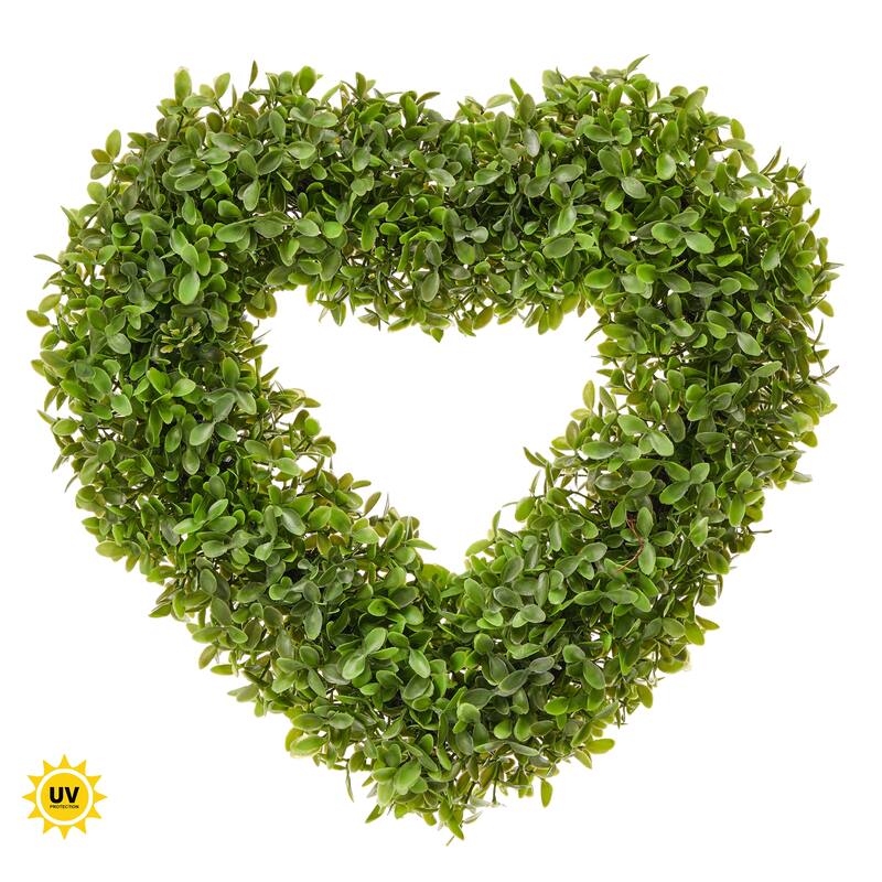 14" UV Boxwood Wall Heart