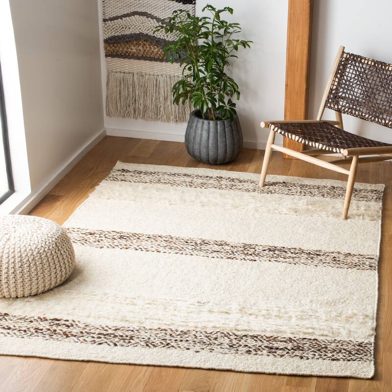 SAFAVIEH Handmade Natura Denada Stripe Wool Rug - 6' x 9' - Ivory/Brown