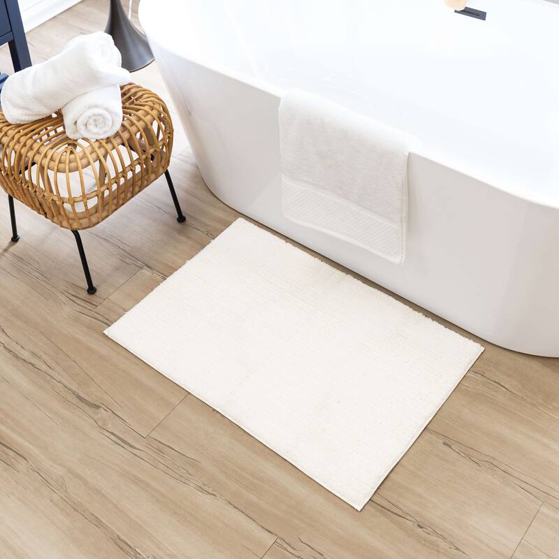 Mohawk Home Sanctuary Machine Washable Bath Mat