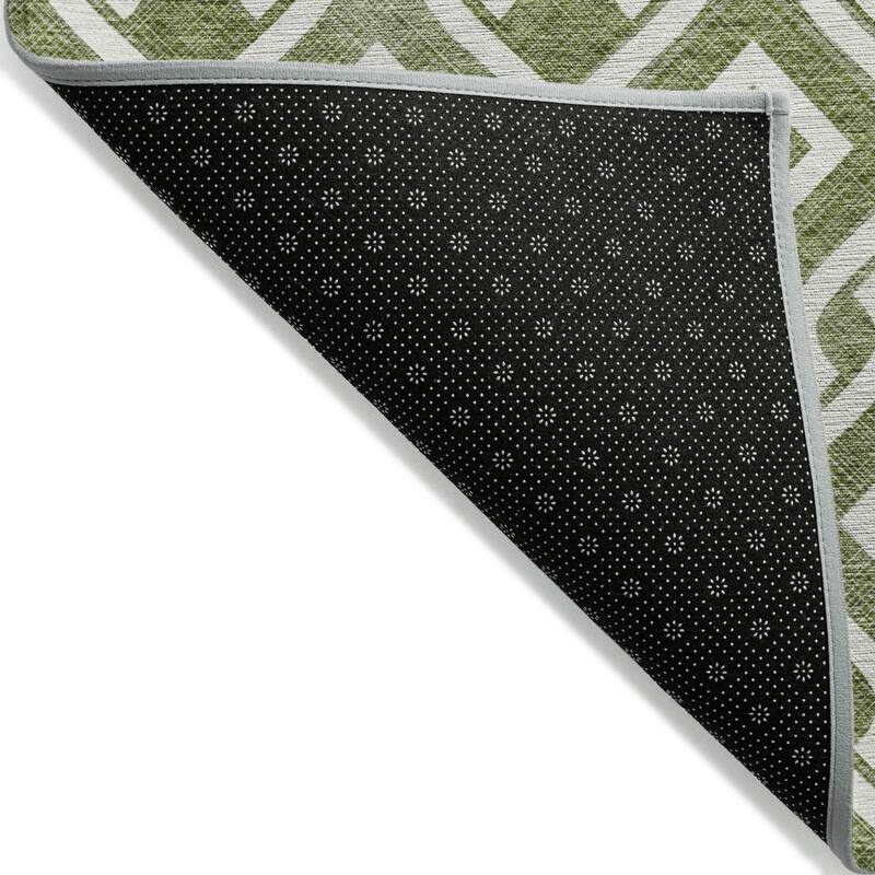 HomeRoots Geometric Transitional Rectangle Outdoor Rug