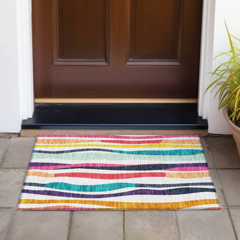 Machine Washable Indoor/Outdoor Modern Stripes Chantille Rug - Ivory - 1'8" x 2'6"