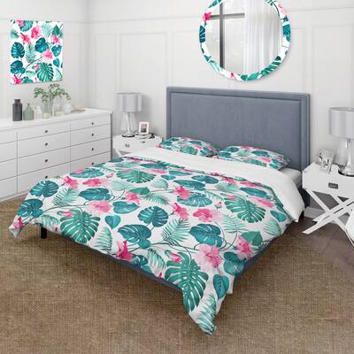 Designart 'Tropical Flower II' Tropical Duvet Cover Set