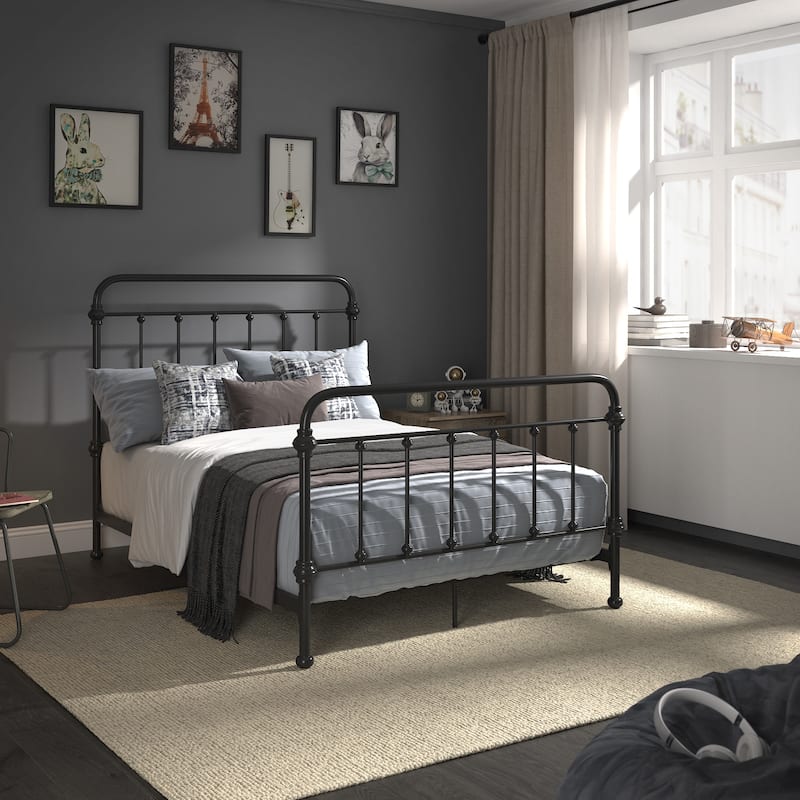 Sigulda Graceful Lines Victorian Metal Bed