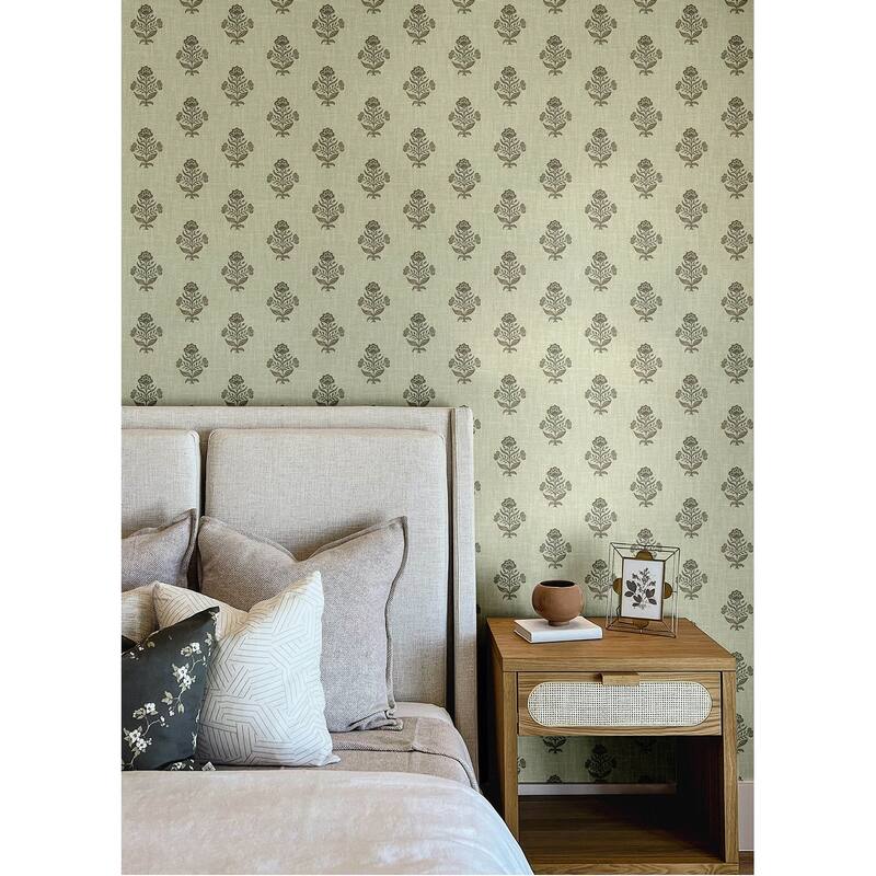 Chesapeake Hollyhock Green Floral Crest Wallpaper