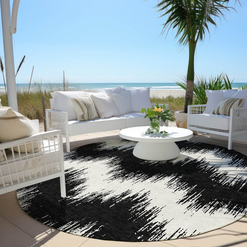 Machine Washable Indoor/ Outdoor Chantille Modern Chevron Rug - Black - 8' x 8'