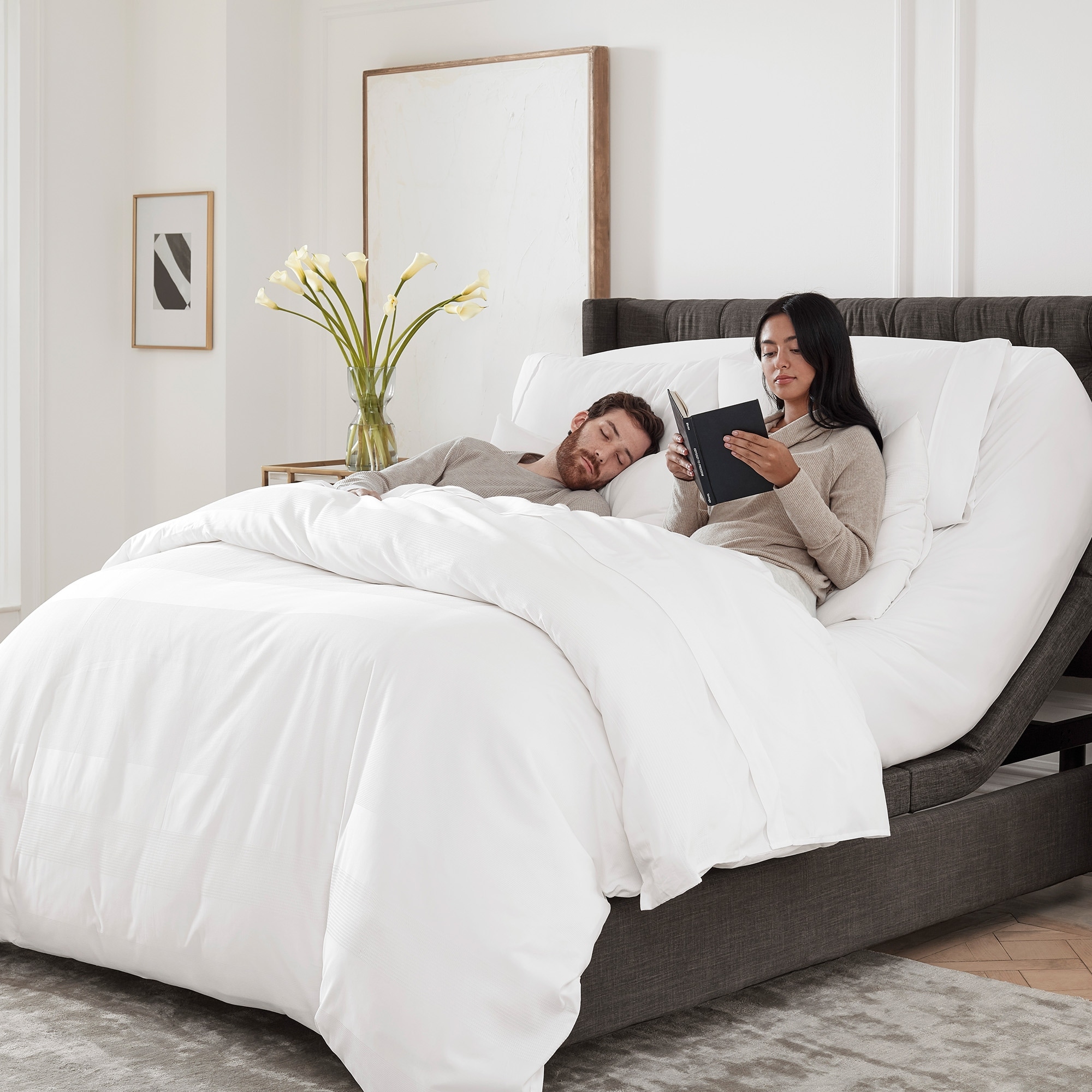 Nestl Premium Adjustable Massaging Bed Frame Base with Wireless Remote - On  Sale - Bed Bath & Beyond - 35660947