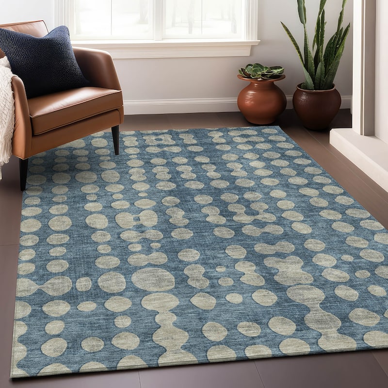 Machine Washable Indoor/ Outdoor Chantille Abstract Dots Rug