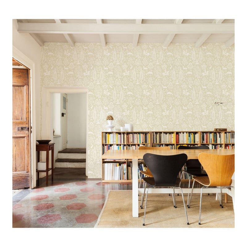 Crown Sherwood Cream Woodland Wallpaper - 20.5 x 396 x 0.025