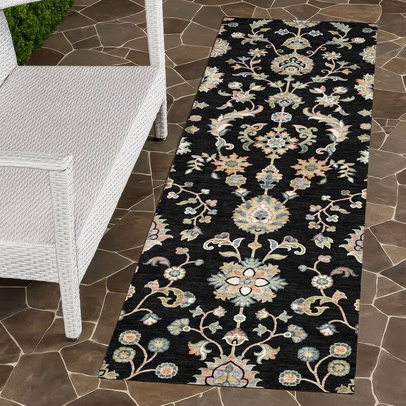Machine Washable Indoor/ Outdoor Traditional Basalt Chantille Rug - Black - 2'3" x 7'6"