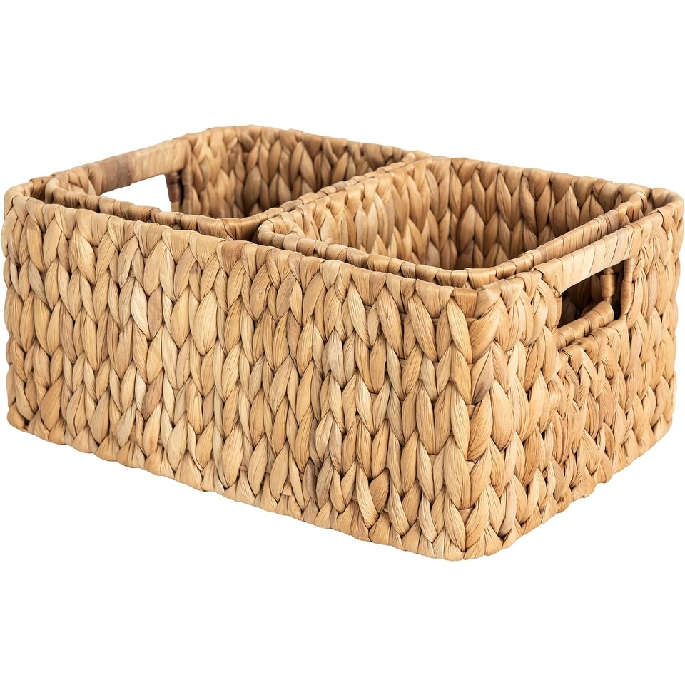https://ak1.ostkcdn.com/images/products/is/images/direct/c77b78d128f0c54a366f48567274f780b0ccb11c/Wicker-Storage-Baskets-for-Shelves%2CSet-of-3-%281PC-Large%2C-2PCS-Medium%29.jpg