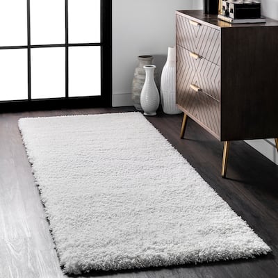 Nuloom Gynel Contemporary Shag Area Rug