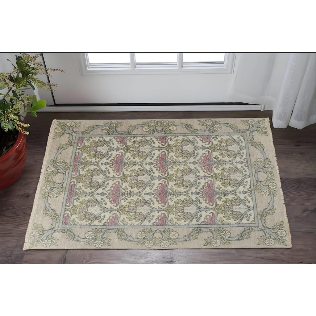 HomeRootsFloral Traditional Rectangle Area Rug