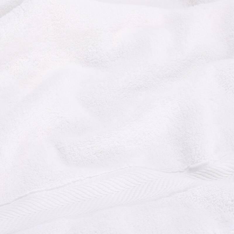 SAFAVIEH Home Signature 8-Piece Towel Bundle - 2 Bath Towels 2 Hand Towels 4 Wash Cloths