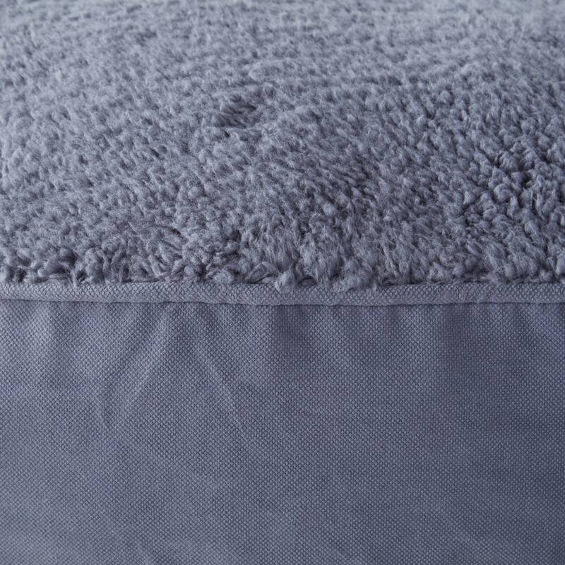 Happy Hounds Scout Deluxe Sherpa Round Dog Bed
