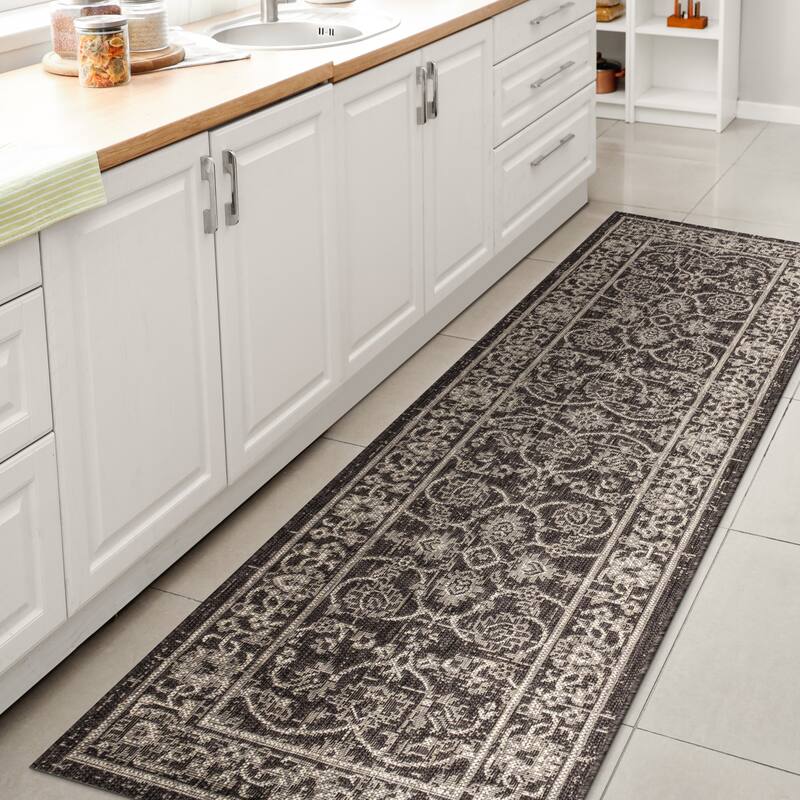 JONATHAN Y Palazzo Vine and Border Textured Weave Indoor/Outdoor Area Rug