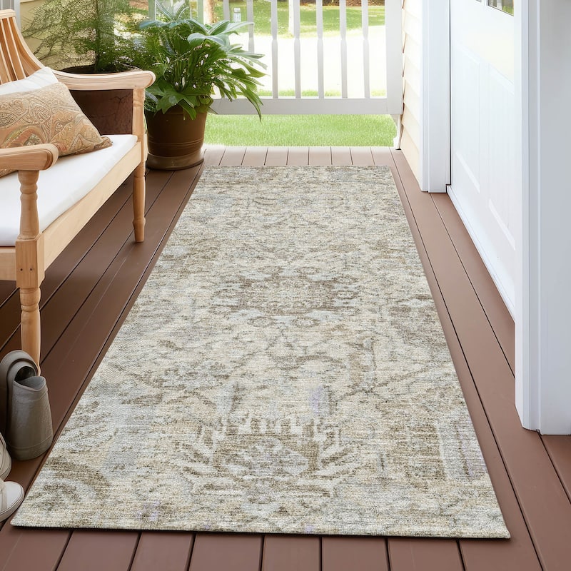 Machine Washable Indoor/ Outdoor Vintage Traditional Chantille Rug