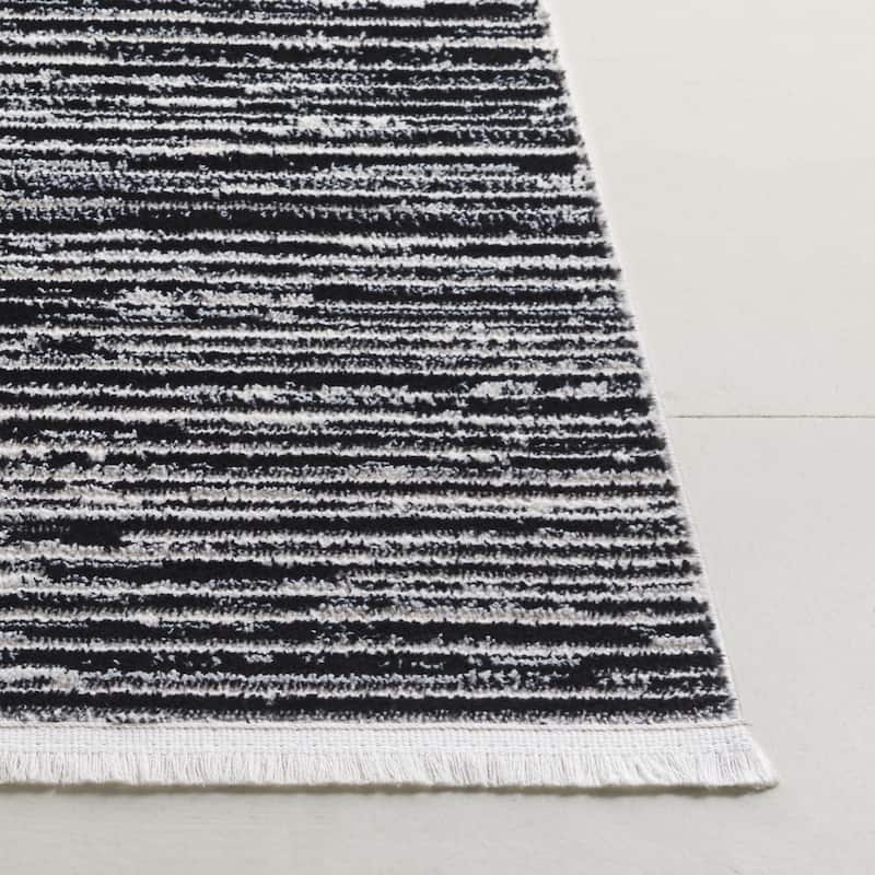 SAFAVIEH Mila Hansina Modern & Contemporary Rug